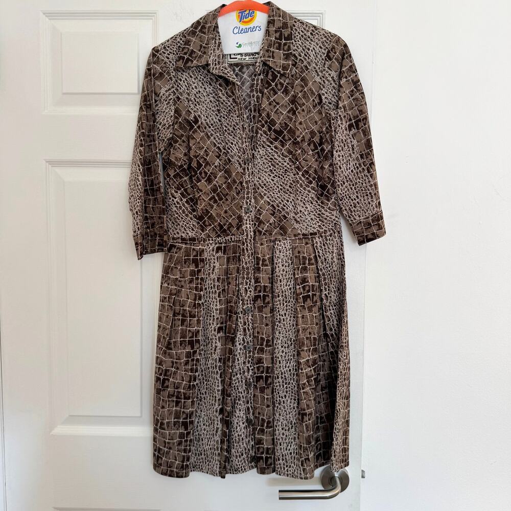Samantha Sung Audrey Shirt Dress Brown Crocodile Print Cotton Size 6 Art to Wear